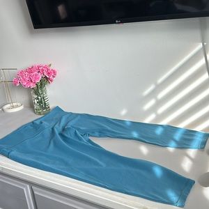 Lululemon Align High Rise Pant with Pockets 25”